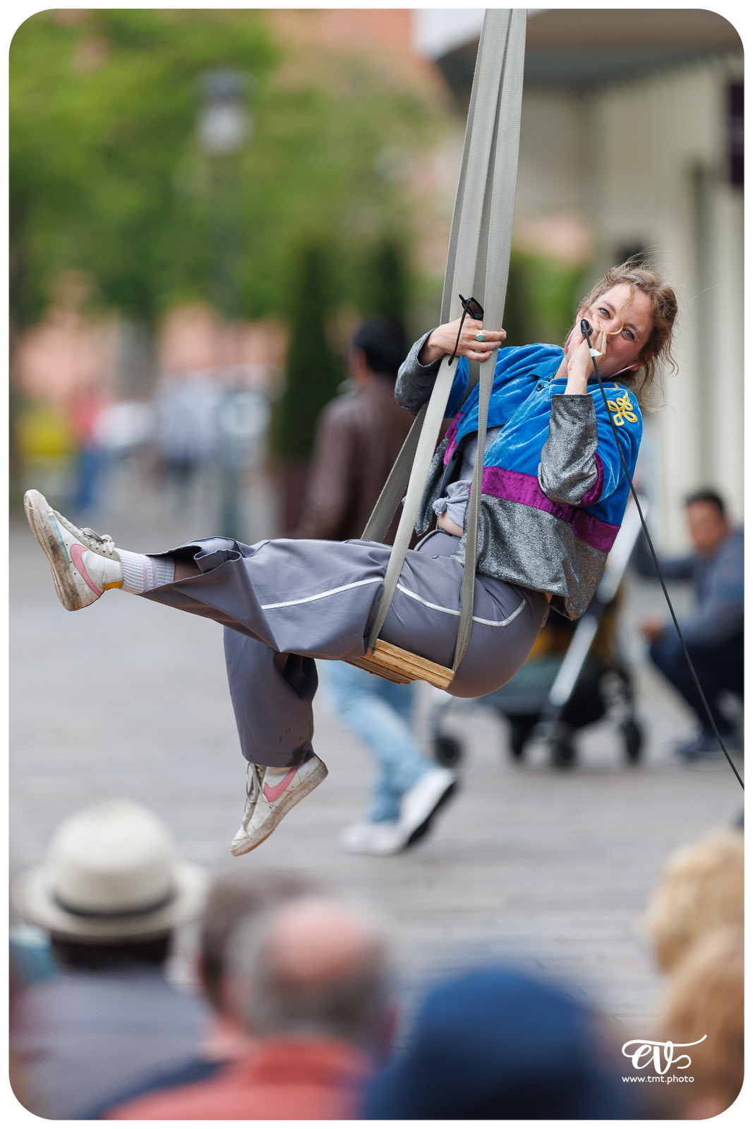 SUR MESURE (CIE BARRIÈRE)